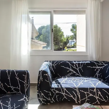 Wine & Design And Luxury In Cala Crancs