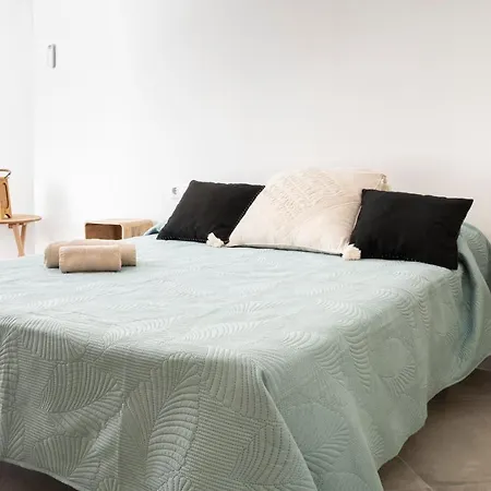 Wine & Design And Luxury In Cala Crancs * Salou