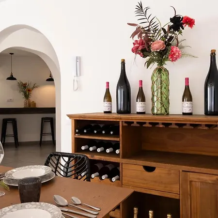 Wine & Design And Luxury In Cala Crancs